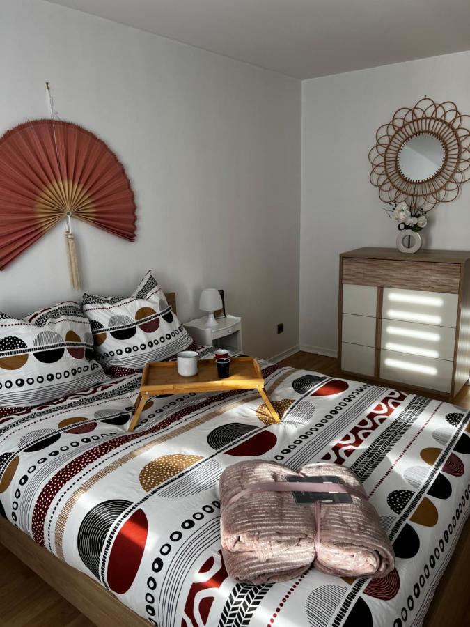 Belle Maison Familiale Proche Du Lac Бурж Екстериор снимка